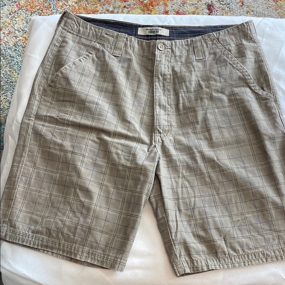 Wrangler Tan Checkered Men's Shorts